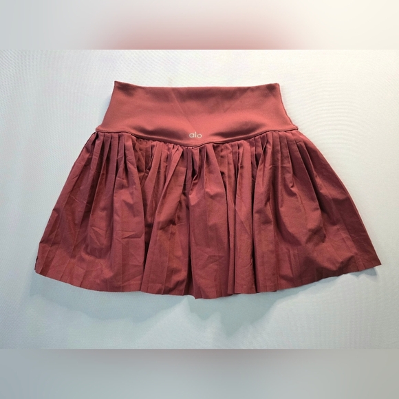 EUC ALO Yoga Grand Slam Tennis Skirt Mars Clay - Picture 2 of 6